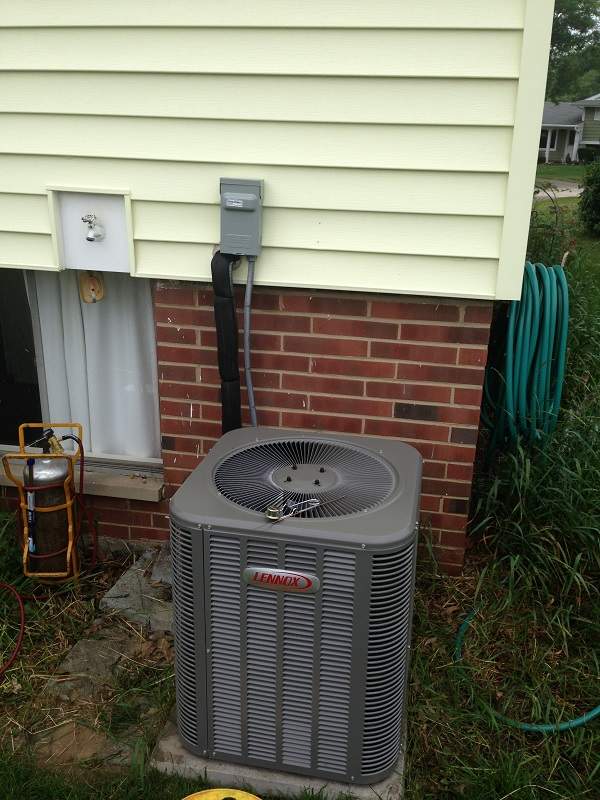 Maintenance and Repair on an air conditioning unit in Westlake Ohio